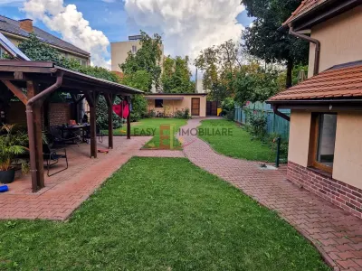 Vila 5 camere, ultracentral, 278 mp,  teren 724mp, Targu Mures - foto 2