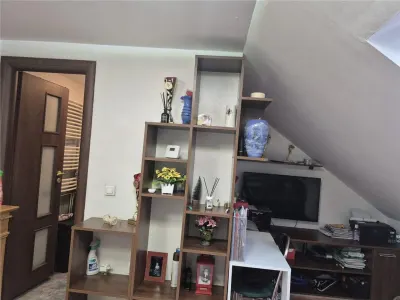 Apartament 3 camere zona Berceni - foto 10