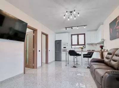 Casa individuala, cu 2 apartamente mobilate si utilate modern, Brasov - Brasov