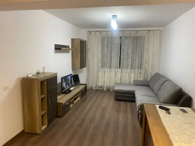 Apartament cu 2 camere, Tractorul, Brașov - Brasov