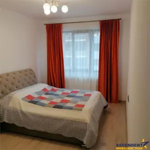Apartament 3 camere,  spațios, mobilat, utilat, loc parcare, Isaran, Tractorul, Brasov - foto 3
