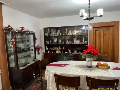 Sarmul traditiei imbinat cu confortul modern: Rezidenta de exceptie, Central, Tarlungeni, Brasov - foto 5