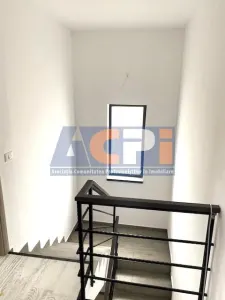 Vila individuala, incalzire in pardoseala, panouri fotovoltaice - foto 15