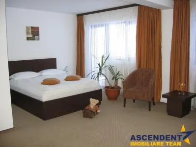 Hotel 3*+ transfer business, pe  2000 mp, la 1.250 m altitudine, Predeal - foto 3