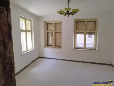Casa renovabila, cu 1.600 mp, Schei, Brasov - foto 3