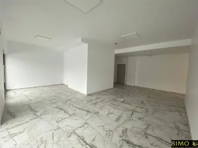 Spatiu comercial nou de inchiriat 106 mp, in complexul Avanera - foto 8