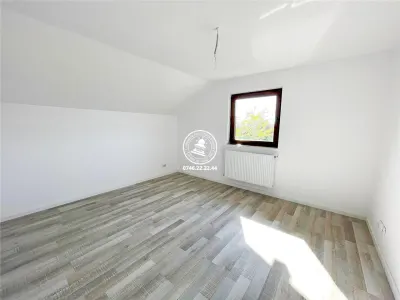 Vila  de vanzare  Lunca Cetatuii, - foto 10
