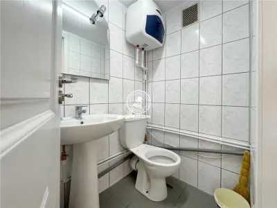 Spatiu comercial  de vanzare  Bularga Baza III, - foto 6