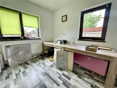 Vila cu 5 camere si 2 bai, de vanzare in Horpaz - foto 16