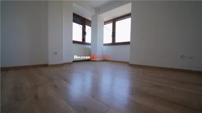 APARTAMENT SPATIOS | 4 CAMERE | CENTRU CIVIC - foto 4