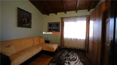 Casa P+M cu demisol | Zona Iosia, Oradea — 153,3 mp utili - foto 8