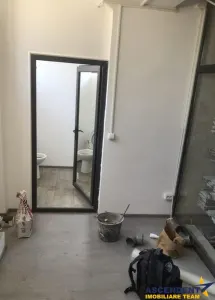 Spatiul este pretabil pentru activitati de logistica, depozitare, productie sau distributie. - foto 9