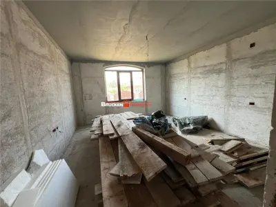 Casa de vanzare in zona centrala din Petreu - foto 25