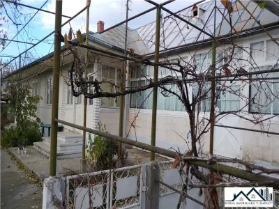 De VINZ. Casa 10 camere+depedinte, Zorleni - Islaz , Id_Bursa 357 - foto 4
