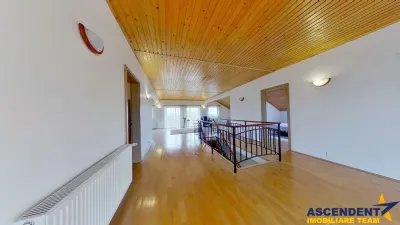Proprietate pe 700 mp, structurata pe 4 nivele, Brasov - foto 24