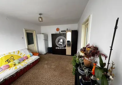 Apartament 3 camere de vanzare, Podu Ros - Iasi