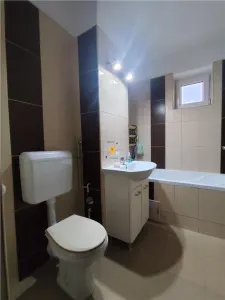 Apartament 4 camere zona 9 mai-Marasesti - foto 7