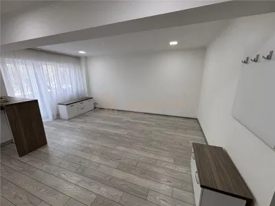 Garsoniera zona Unirii - foto 2