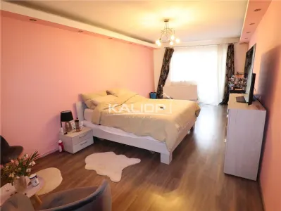 Casa individuala | 8 camere | 304 mp | teren 390 mp | Luna de Sus |  Cluj Napoca - foto 8