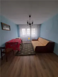 Inchiriere apartament 3 camere zona B-dul Bucuresti - Ploiesti