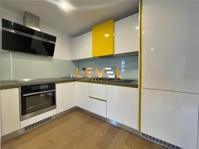 Apartament 2 camere + Birou de Vanzare | 2 Bai | Parcare inclusa - foto 4