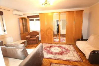 Apartament 2 camere, centrala proprie,  zona Piata Marasti - foto 3