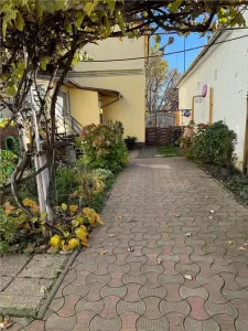 Casa tip duplex in zona centrala, 4 camere, mobilata complet, pret foarte bun - foto 2