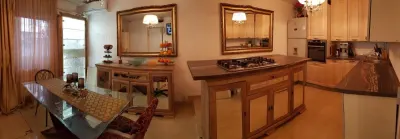 Vanzare vila cu spatiu comercial | Unirii-Mantuleasa | renovat 2021 | - foto 2