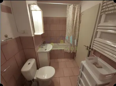 Apartament 2 camere decomandat etajul 1 Centrul Civic- Toamnei - foto 5