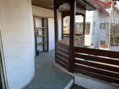 Casa de vanzare 6 camere in zona Popa Nan - Matei Basarab - foto 2