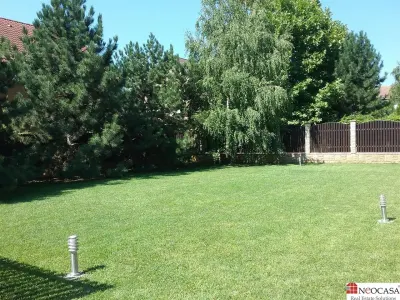 VILA EXTRAORDINARA, 6 CAMERE LUMINOASE, PISCINA, CURTE FOARTE FRUMOASA! - foto 16