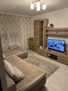 Apartament 2 camere decomandat zona Astra - Brasov
