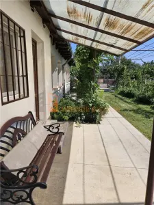 Casa tip parter + beci si teren in Candesti, Vernesti - foto 25
