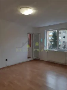 Apartament 2 camere etajul 2 zona Calea Bucuresti - Brasov