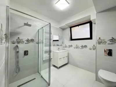 Inchiriere apartament 3 camere mobilat si utilat LUX | centrala proprie| loc de parcare-garaj | Pipera - Drumul  Bisericii | - foto 10