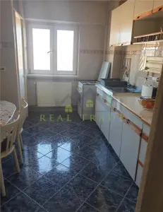 Apartament 3 camere decomandat zona Judetean - foto 5