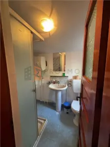 Ansamblu cabanute zona Cozieni - foto 9
