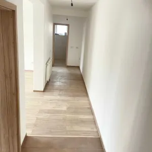 Apartament 2 camere bloc nou Tractorul- Coresi - foto 9