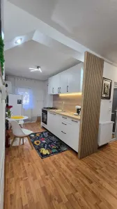 Apartament 2 camere decomandat, renovat Tractorul - foto 3