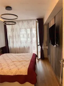 Vanzare apartament 2 camere | Victoriei , langa Guvern | etaj 4/6 | bloc anvelopt cu lift | renovat | mobilat si utilat lux | - foto 9