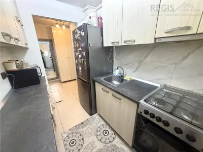 Apartament 2 Camere, Decomandat, Parcare, Astra Brasov - foto 6