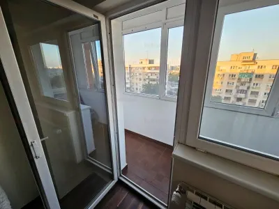 Vanzare apartament 3 camere | Calea Vacaresti | metrou Timpuri Noi | bloc 1986 reabilitat | stradal | 2 bai | renovat | amenajat | - foto 4
