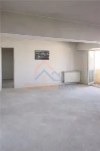 Penthouse Unirii – Rond Alba Iulia  Vedere panoramică 67 mp  3 balcoane - foto 5