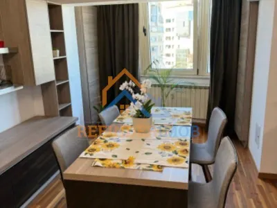 Apartament 2 camere Unirii 77 mp utili 2 bai ideal investitie sau locuit - foto 9