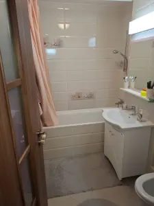 Apartament 3 camere decomandat renovat Tractorul - foto 8