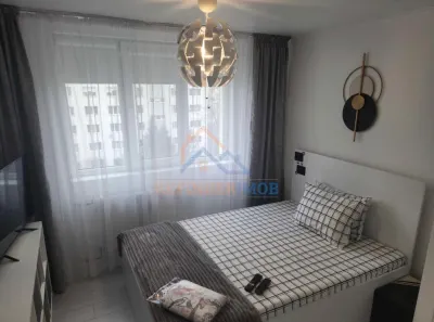 Apartament de vanzare cu 3 camere, Metrou 1 Decembrie 1918 - foto 4