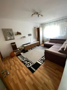 Apartament 3 camere renovat Craiter - Brasov