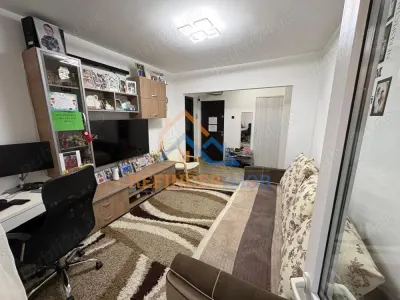 Apartament 3 camere renovat complet etaj 3 Berceni Giurgiului - Bucuresti