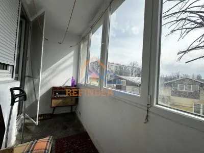 Brancoveanu– 3 camere decomandat Etaj 2  Bloc reabilitat - foto 5