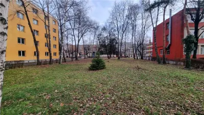 Teren intravilan construibil , zona Spitalul Judetean - foto 3